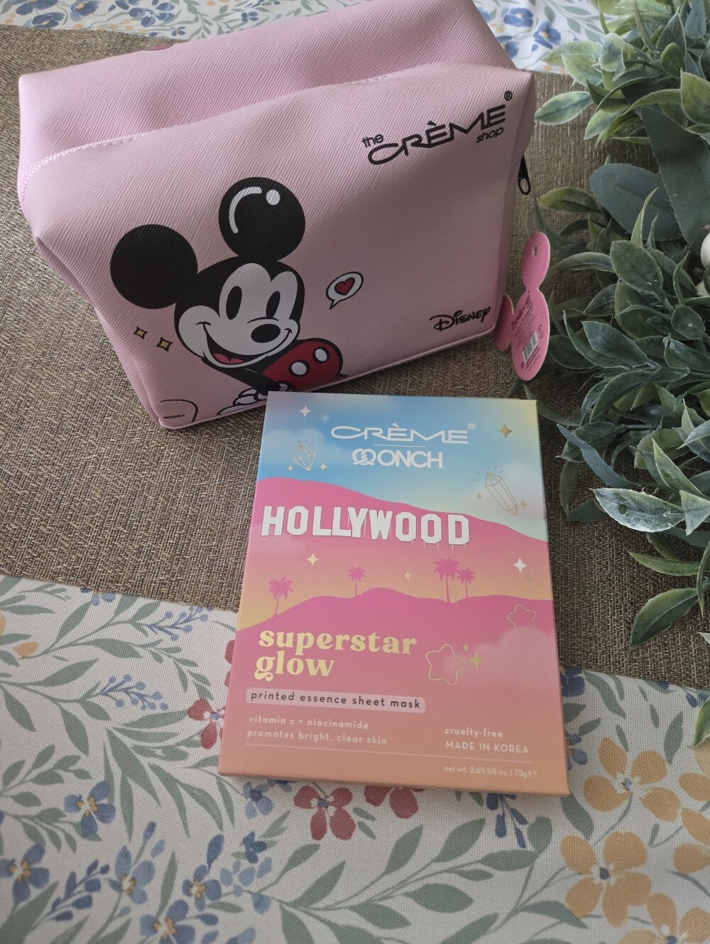 Disney Pink Mickey/Minnie Cosmetic Bag with Hollywood Sheet Masks